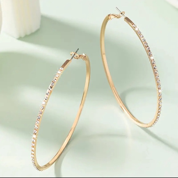 🆕 18k Gold Plated Elegant Rhinestone Hoop Earrings - Picture 1 of 3